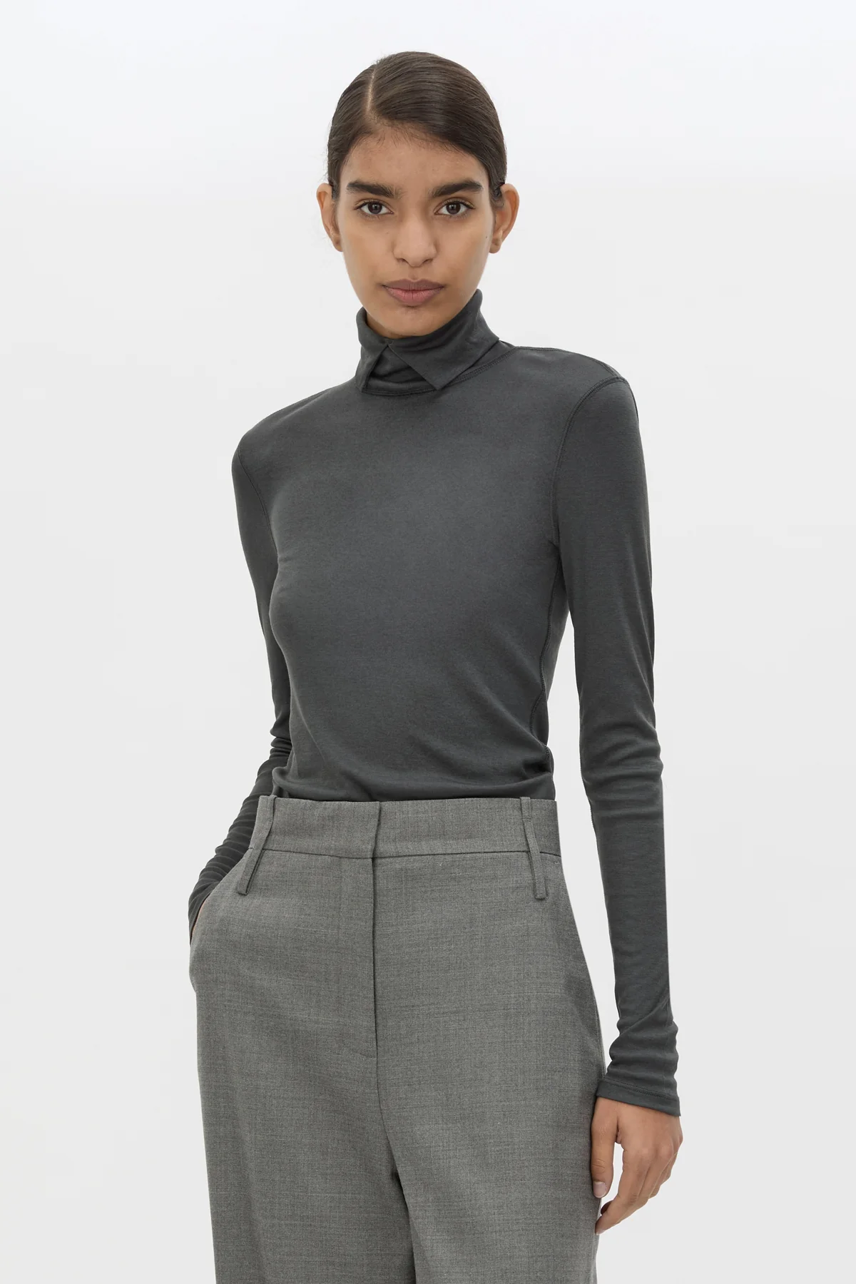 Barre High Neck Top - Image 2