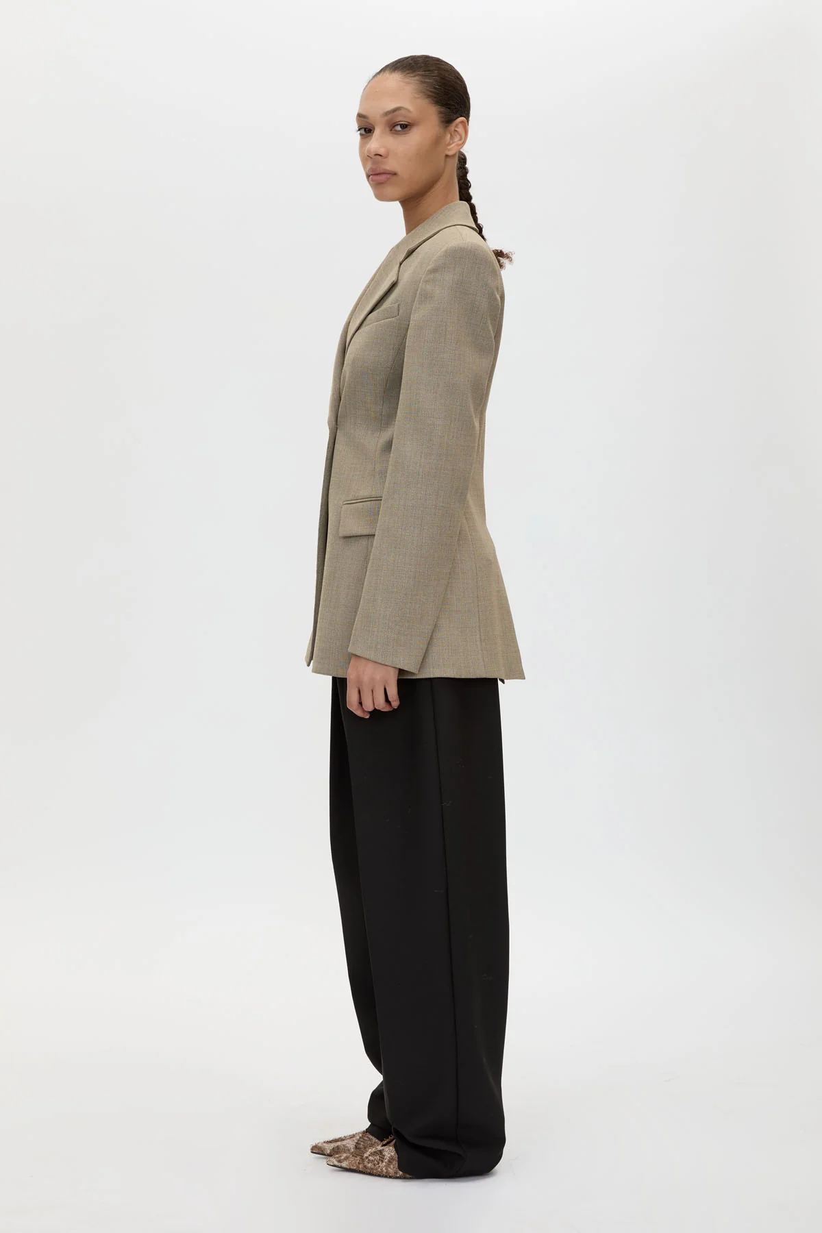 Halden Fitted Contour Blazer - Image 4