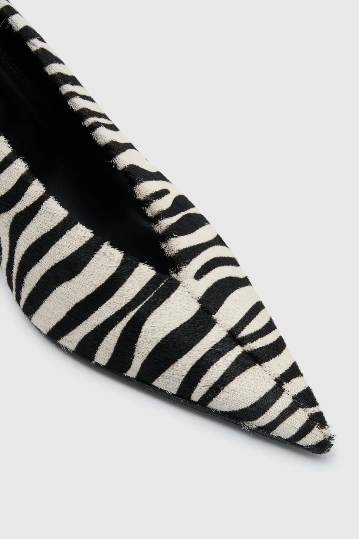 Rhys Pump - Image 4